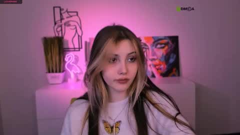 Luna online show from 11-24-25, 05:40