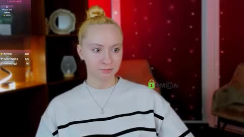 Luna online show from 12-22-25, 05:54