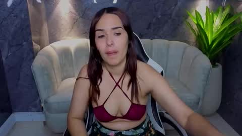 Snapshot of luna_tx_ chatting on 10-30-25, 02:40 Live 1500am 2100pm COLOMBIAN HOUR online show from 10-30-25, 02:40