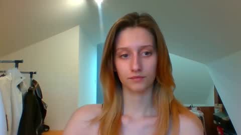 L U N A  online show from 01-29-25, 02:42