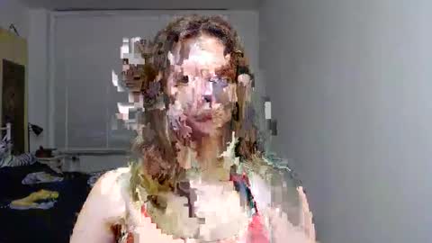 Snapshot of luna_xsensual chatting on 10-27-25, 06:28 L U N A online show from 10-27-25, 06:28