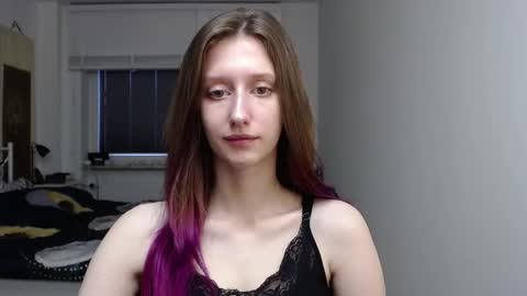 Snapshot of luna_xsensual chatting on 11-03-25, 06:36 L U N A online show from 11-03-25, 06:36