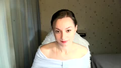 Snapshot of lunaa_bluee chatting on 10-30-25, 07:58 lunaa_bluee online show from 10-30-25, 07:58