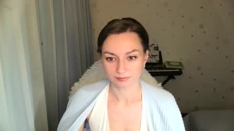 Snapshot of lunaa_bluee chatting on 11-09-25, 07:01 lunaa_bluee online show from 11-09-25, 07:01