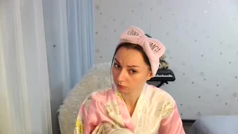 Snapshot of lunaa_bluee chatting on 11-19-25, 05:07 lunaa_bluee online show from 11-19-25, 05:07