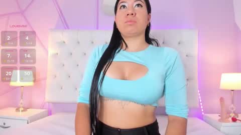 Snapshot of lunaa_hart chatting on 11-11-25, 07:58 lunaa_hart online show from 11-11-25, 07:58