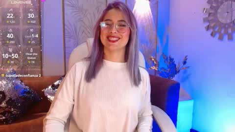 Luna online show from 11-25-25, 04:23