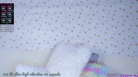 Luna online show from 01-24-25, 12:52