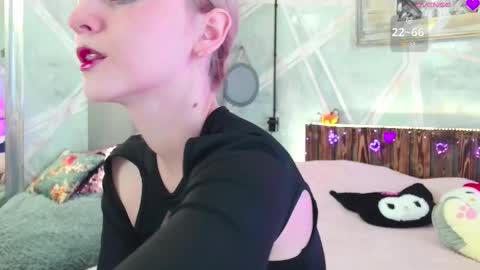 Luna online show from 10-02-25, 08:21