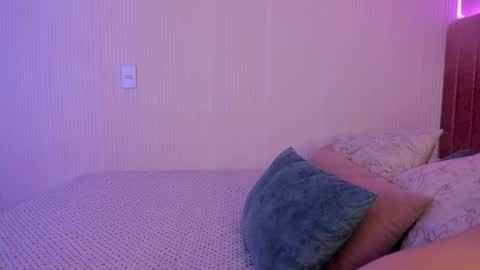 Luna Garcia online show from 10-04-25, 10:35