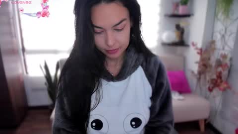 Luna online show from 10-10-25, 12:04