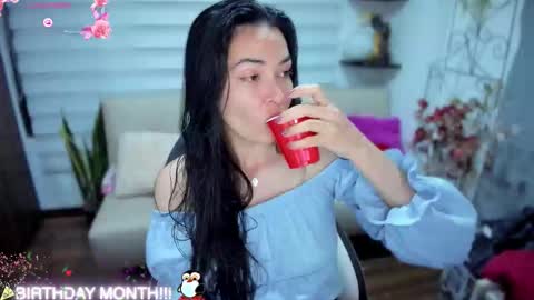 Snapshot of lunagasai_ chatting on 11-23-25, 01:27 Luna online show from 11-23-25, 01:27