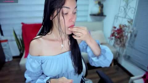 Snapshot of lunagasai_ chatting on 12-23-25, 04:10 Luna online show from 12-23-25, 04:10