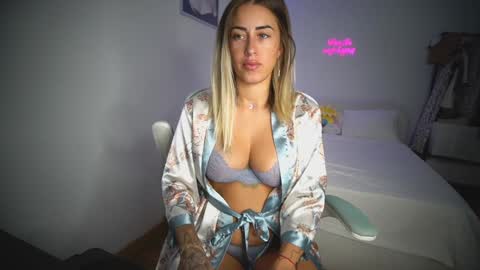 Laura online show from 09-26-25, 08:51