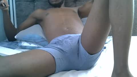 lunalove22_ online show from 11-18-25, 06:07