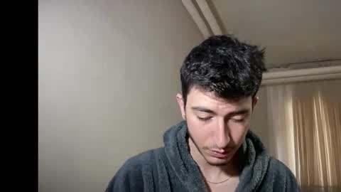 Snapshot of lunamalpica chatting on 10-04-25, 08:23 LunaPica online show from 10-04-25, 08:23