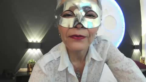 Snapshot of lunamisteriosa_ chatting on 09-24-25, 11:24 lunamisteriosa_ online show from 09-24-25, 11:24