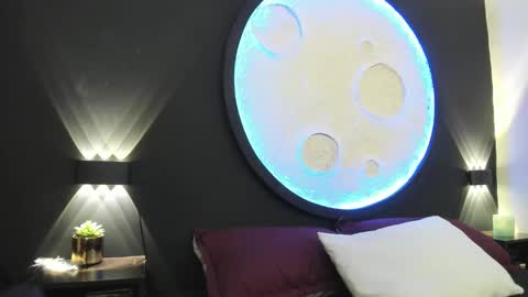 Snapshot of lunamisteriosa_ chatting on 11-04-25, 11:31 lunamisteriosa_ online show from 11-04-25, 11:31