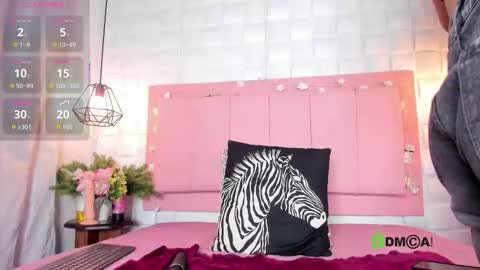 lunamorena__ online show from 01-16-26, 07:18