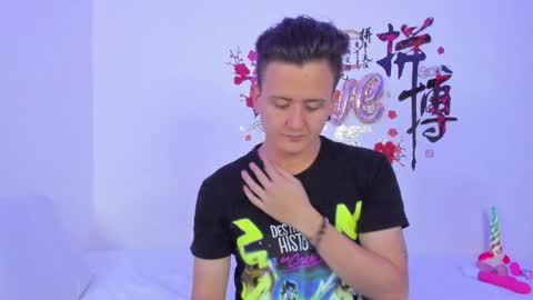 Snapshot of lunandrew chatting on 12-19-24, 04:13 Luna Mendez Andrew Cemar online show from 12-19-24, 04:13