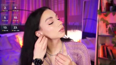 Luna  next streams Mon Fri Sat Sun 8pm-5am gmt0 online show from 11-23-25, 08:30