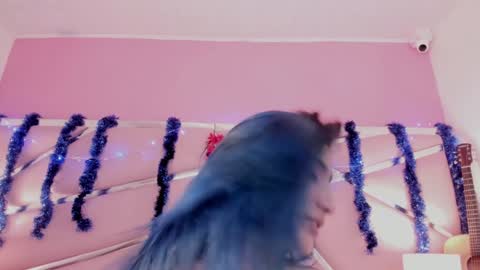 Luna Page online show from 12-26-24, 07:27