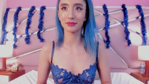 Luna Page online show from 01-05-25, 02:08