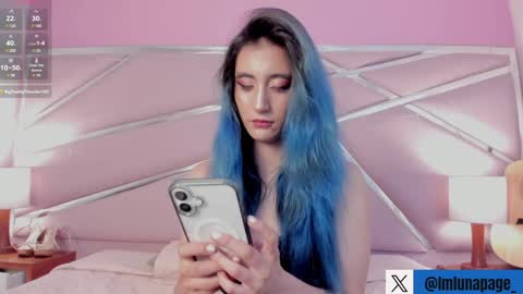 Luna Page online show from 01-22-25, 01:00