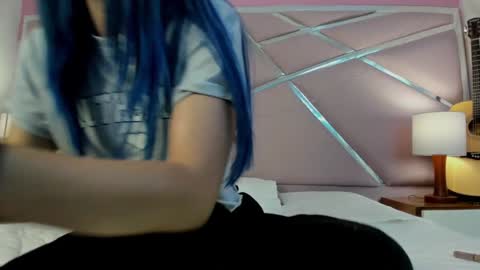 Luna Page online show from 01-27-25, 01:09