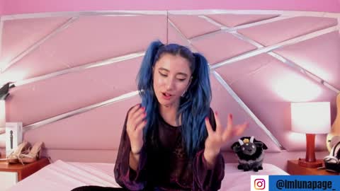 Luna Page online show from 02-06-25, 04:36