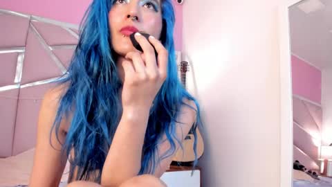 Luna Page online show from 02-22-25, 12:49