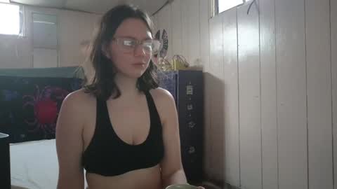 Snapshot of lunaquinn45 chatting on 02-03-25, 11:05 lunaquinn45 online show from 02-03-25, 11:05