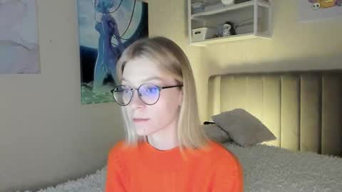 Sofia online show from 10-11-25, 02:59