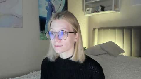 Sofia online show from 10-15-25, 08:25