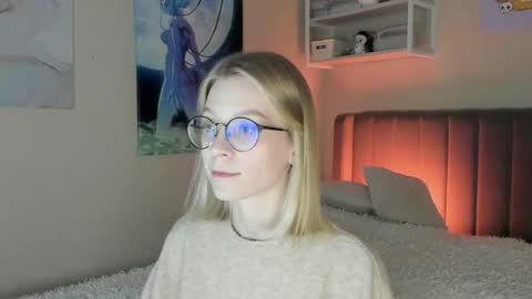 Sofia online show from 10-24-25, 03:30