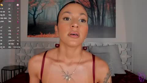 Luna Ruso  online show from 01-12-25, 02:14