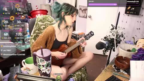 Snapshot of lunasparkles chatting on 02-03-25, 08:46 ..LunaSparkles. online show from 02-03-25, 08:46