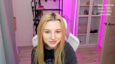 Kate online show from 12-10-24, 01:54