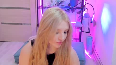 Kate online show from 01-27-25, 03:04