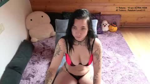 Luna  powered by bitch dust online show from 10-17-25, 12:30