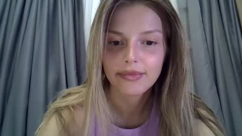 Luna  online show from 09-20-25, 06:20