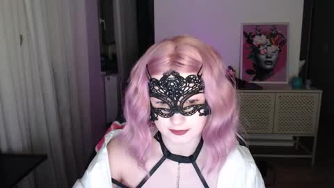 Snapshot of lunaxcherry chatting on 02-24-26, 07:12 LunaXcherry online show from 02-24-26, 07:12