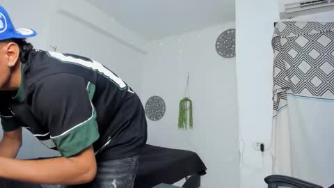 lunay_bigcock420 online show from 10-31-25, 11:55