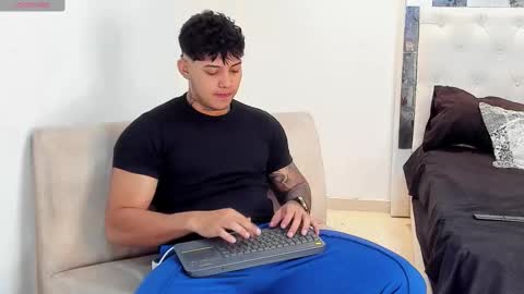 Lunay online show from 01-08-26, 12:46