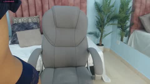 Luni Love online show from 03-05-26, 08:27