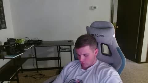 lunk3232 online show from 12-22-25, 09:12