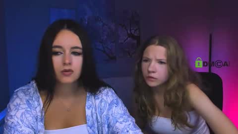 Snapshot of lunna_bella_ chatting on 09-22-25, 12:29 lunna online show from 09-22-25, 12:29