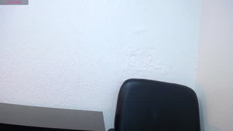 Snapshot of lupita223 chatting on 01-17-25, 06:44 Lupita223 online show from 01-17-25, 06:44