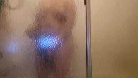 .Clarissa. Follow me on Instagram   miss buns  online show from 12-20-25, 04:19