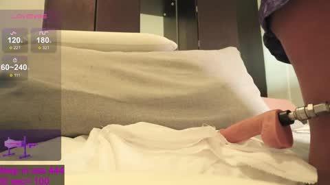 lusciouslipsxx online show from 12-01-25, 07:02